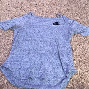 ✨Blue Nike short sleeve shirt✨